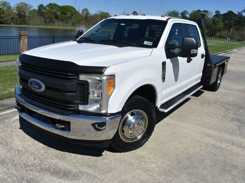 Used 2017 Ford F350 XL w/ Power Equipment Group image 2