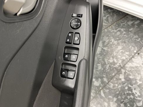 Used 2020 Hyundai Accent SE FWD image 7