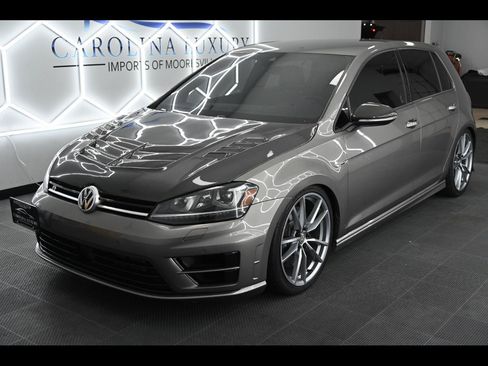 Used 2017 Volkswagen Golf R 4-Door AWD/4WD image 1