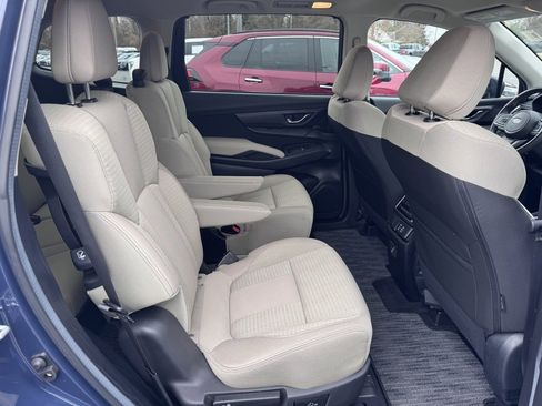 Used 2024 Subaru Ascent Premium w/ Convenience Package image 27