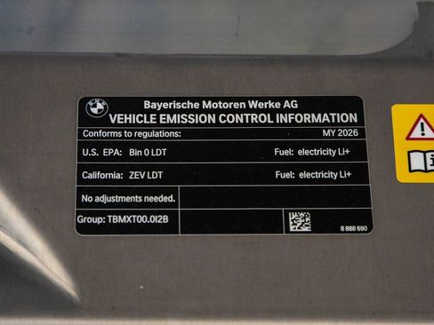 Used 2026 BMW iX xDrive60 AWD/4WD image 32