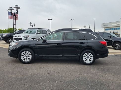 Used 2019 Subaru Outback 2.5i Premium AWD/4WD image 7