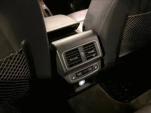 Used 2018 Audi Q5 2.0T Premium Plus w/ Premium Plus Package image 34