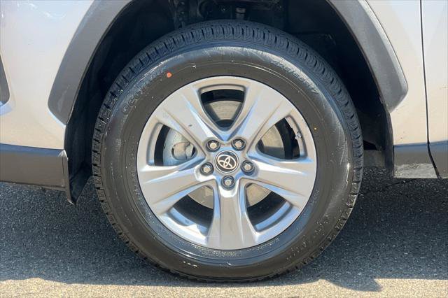 Certified 2023 Toyota RAV4 LE AWD/4WD image 30