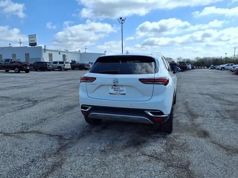 Used 2023 Buick Envision Essence FWD image 20