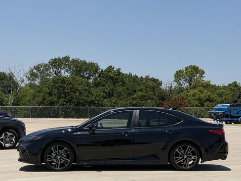 Used 2025 Toyota Camry XSE w/ Premium Plus Package FWD image 3