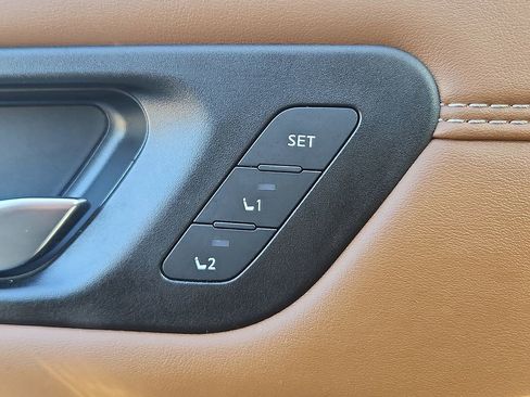 Certified 2023 Nissan Pathfinder Platinum w/ Cargo Package FWD image 26