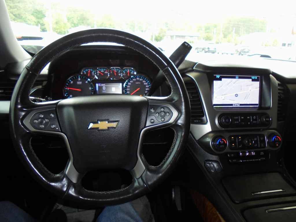 Used 2018 Chevrolet Tahoe Premier RWD image 6