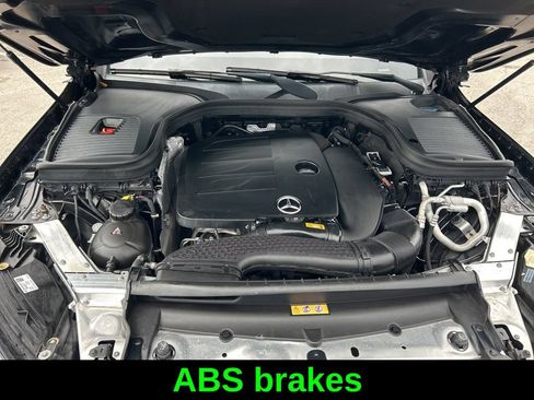 Used 2022 Mercedes-Benz GLC 300 image 17