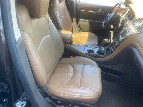 Used 2015 Buick Enclave Leather AWD/4WD image 36