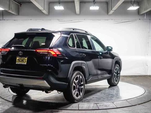 Used 2020 Toyota RAV4 Adventure image 4