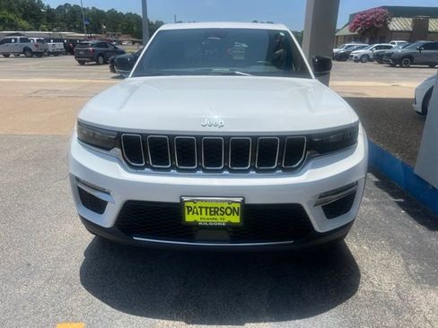 Used 2024 Jeep Grand Cherokee Limited 4xe AWD/4WD image 3