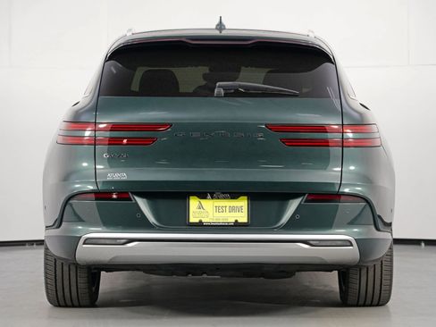 Used 2024 Genesis Electrified GV70 Advanced image 10