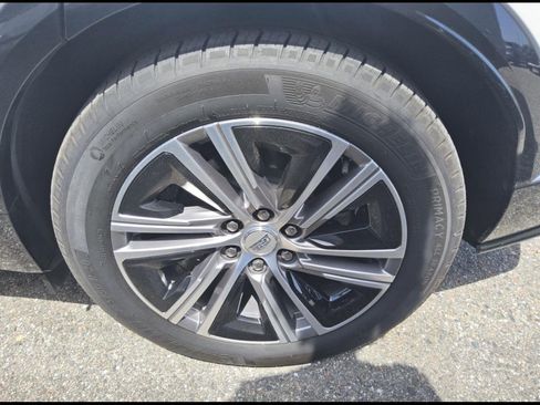 Used 2025 Cadillac Lyriq Luxury RWD image 15