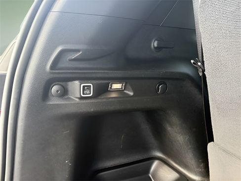 Used 2021 Jeep Grand Cherokee L Laredo image 39