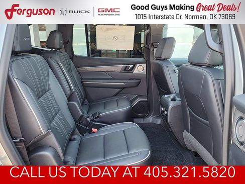 New 2026 Buick Enclave Avenir w/ Super Cruise Package FWD image 45