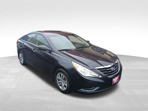 Used 2012 Hyundai Sonata GLS image 3