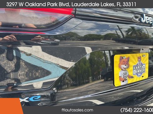 Used 2022 Jeep Grand Cherokee Summit w/ Luxury Tech Group V image 13