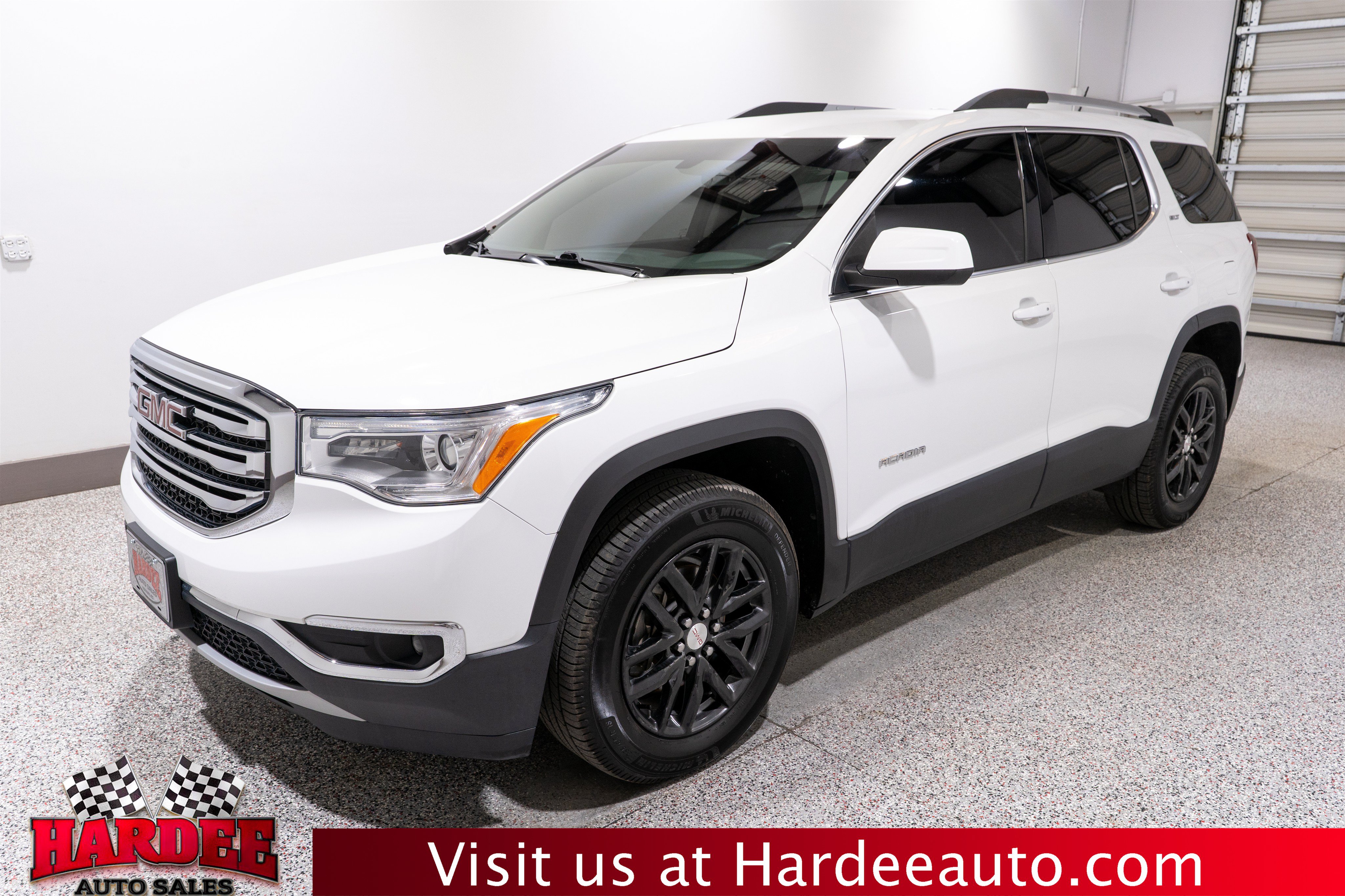 Used 2018 GMC Acadia SLT FWD image 2