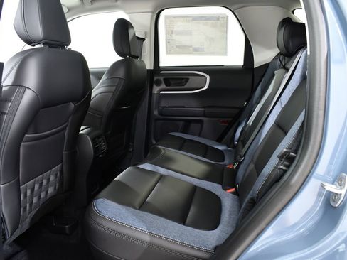 New 2026 Ford Bronco Sport Outer Banks w/ Outer Banks Tech Package+ AWD/4WD image 16