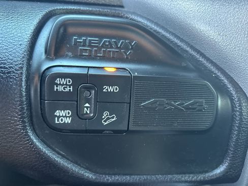 Used 2024 RAM 2500 Big Horn w/ Off Road Package image 38