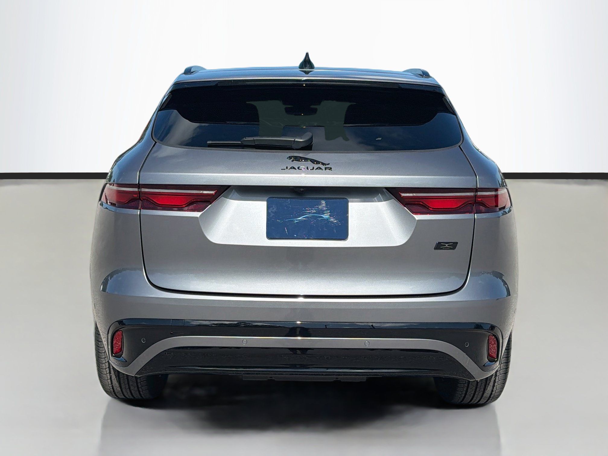 New 2026 Jaguar F-PACE R-Dynamic S AWD/4WD image 4