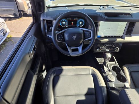 New 2026 Ford Bronco Outer Banks AWD/4WD image 17