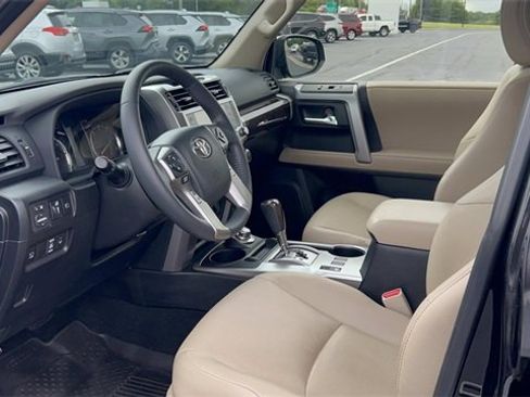 Used 2022 Toyota 4Runner Limited image 18