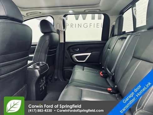 Used 2020 Nissan Titan SL w/ Moonroof Package image 19