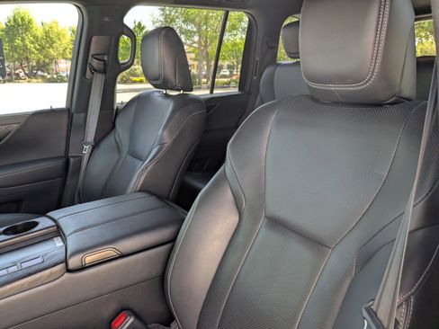 Used 2023 Lexus LX 600 4WD w/ Interior Upgrade Package image 6