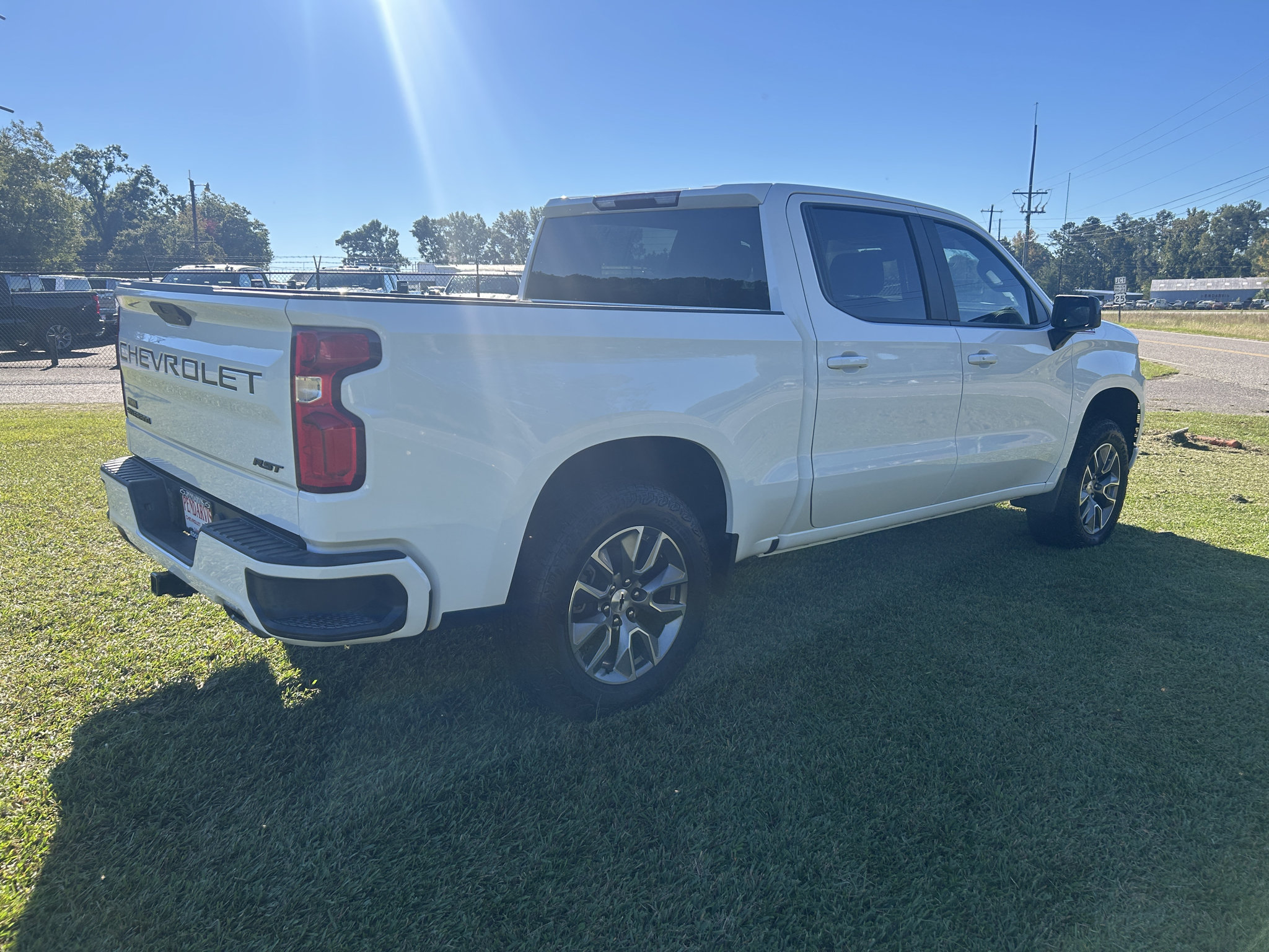 Used 2020 Chevrolet Silverado 1500 RST AWD/4WD image 11