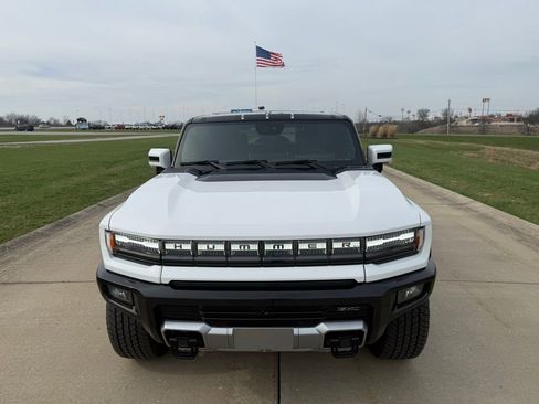Used 2025 GMC Hummer EV 3X image 15
