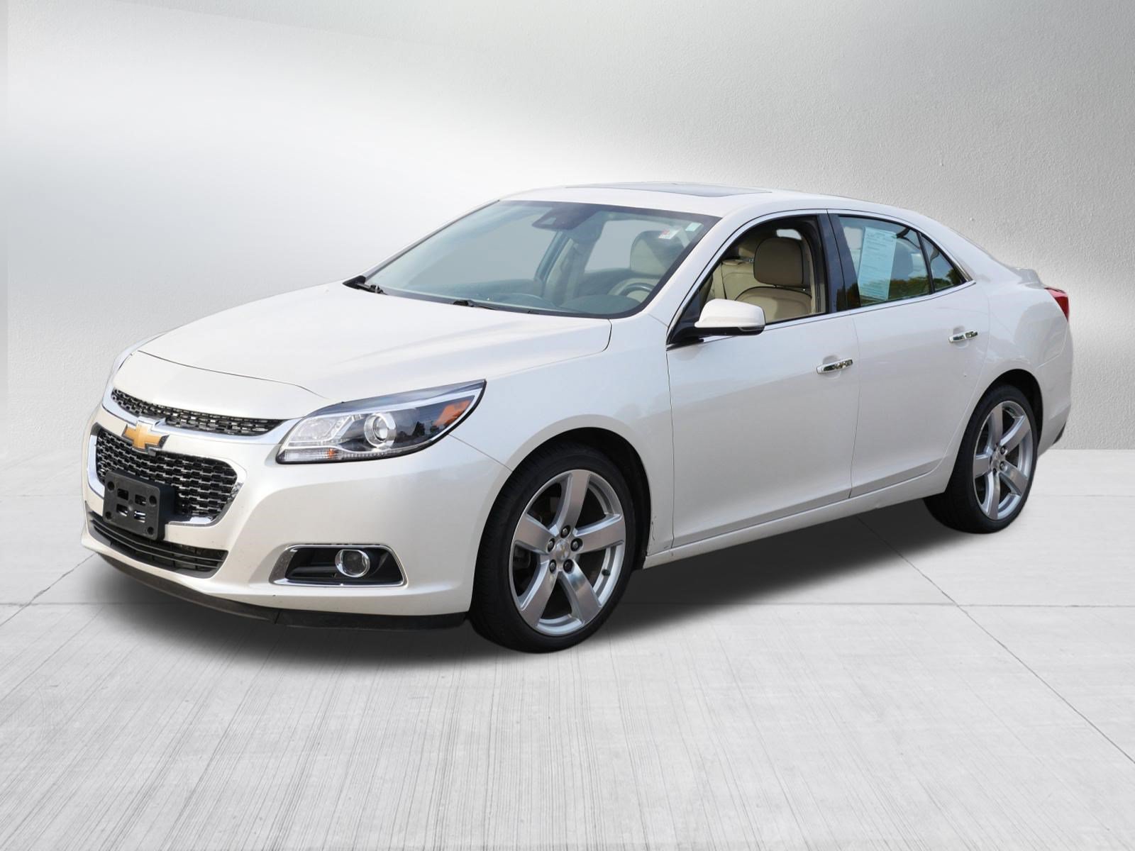 Used 2014 Chevrolet Malibu LTZ FWD image 3