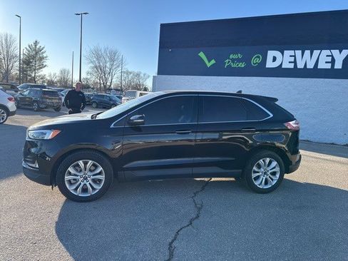 Used 2022 Ford Edge Titanium w/ Equipment Group 301A image 2