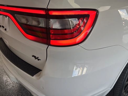Used 2015 Dodge Durango R/T w/ Technology Group RWD image 46