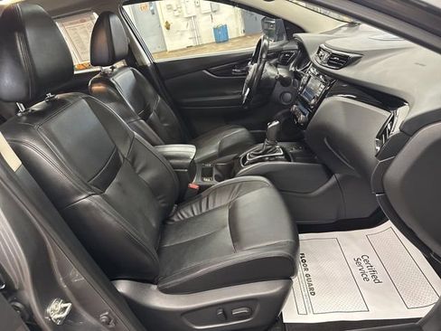 Used 2021 Nissan Rogue Sport SL w/ Premium Package image 27