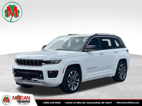 Used 2023 Jeep Grand Cherokee Overland AWD/4WD image 1