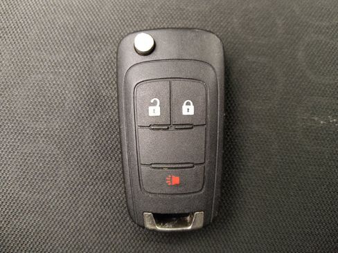 Used 2017 Chevrolet Trax LS AWD/4WD image 32