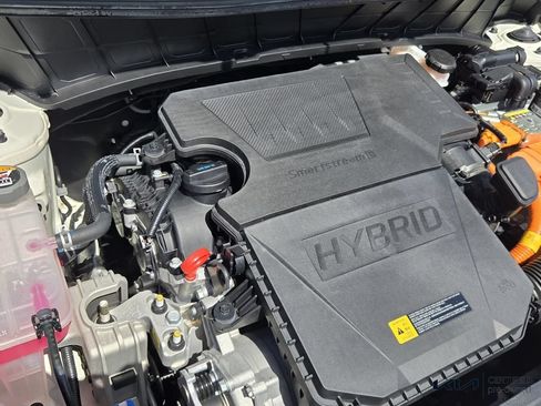 Certified 2023 Kia Niro EX Touring FWD image 19