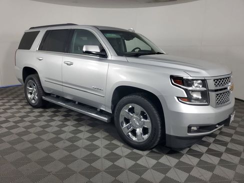 Used 2016 Chevrolet Tahoe LT w/ LT Signature Package image 2