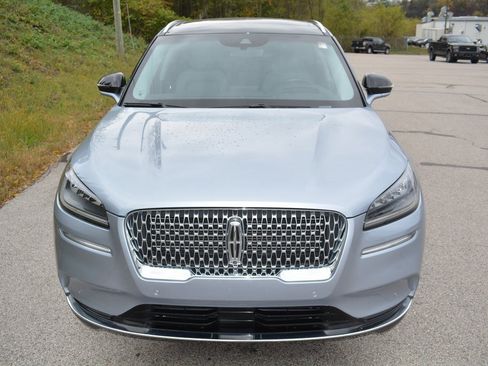 Used 2022 Lincoln Corsair Reserve w/ Equipment Group 201A image 2