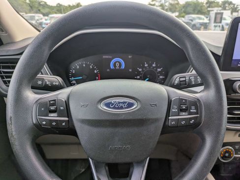 Used 2020 Ford Escape SE FWD image 28