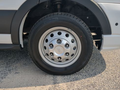 Certified 2025 Ford Transit 350 XLT RWD image 9