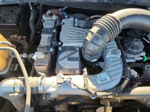 Used 2016 Nissan Titan PRO-4X AWD/4WD image 25