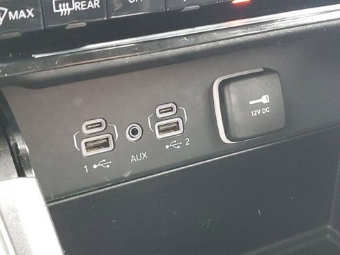 Used 2023 Jeep Grand Cherokee L Laredo AWD/4WD image 19