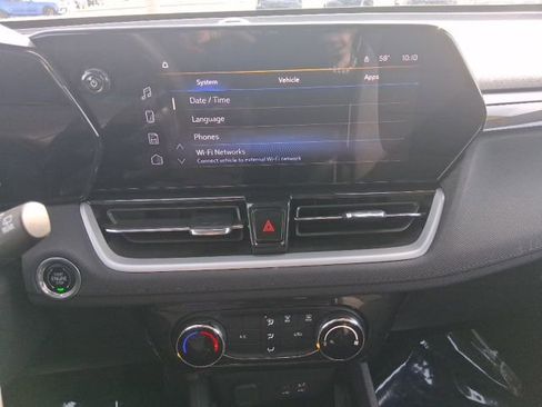 Used 2025 Chevrolet TrailBlazer LT image 22