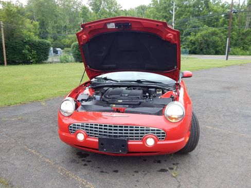Used 2002 Ford Thunderbird RWD image 23