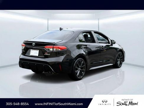 Used 2023 Toyota Corolla SE image 4
