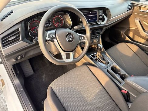 Used 2019 Volkswagen Jetta S w/ Driver Assistance Package image 9