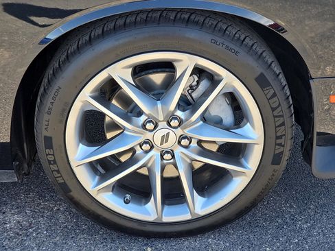 Used 2022 Dodge Challenger GT image 7
